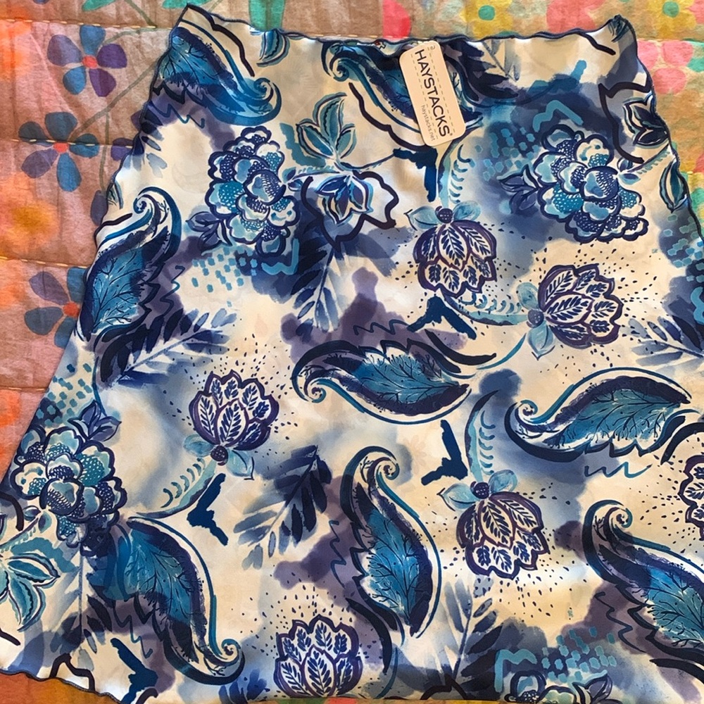 Haystacks reversible skirt M